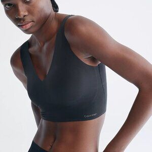NWT Calvin Klein Invisibles Lightly Lined V-Neck Bralette S